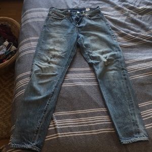 Levi’s high wasted jeans